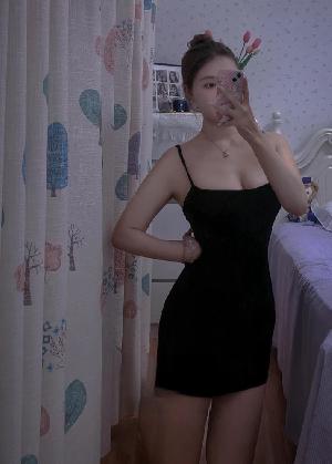 呼市很紧的小姐姐
