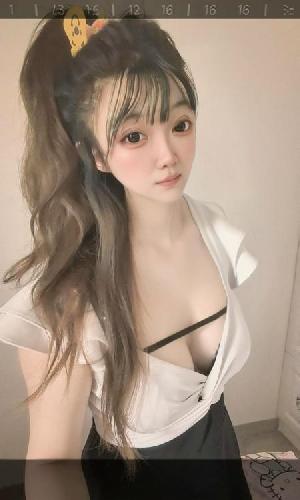 大奶娃娃脸少妇