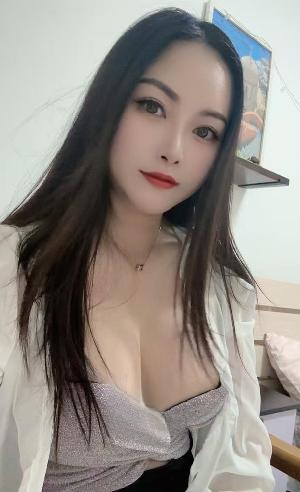 性感大胸骚货姐姐