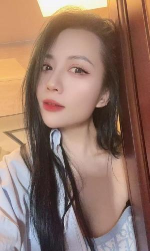 女人味十足御姐