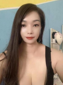 坪山巨乳少妇