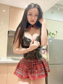 浦东制服莉莉
