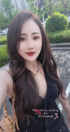 巨臀三通小辣椒