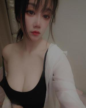 坂田巨乳乳胶