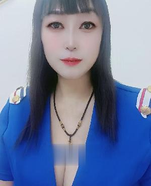 奶大不催少妇