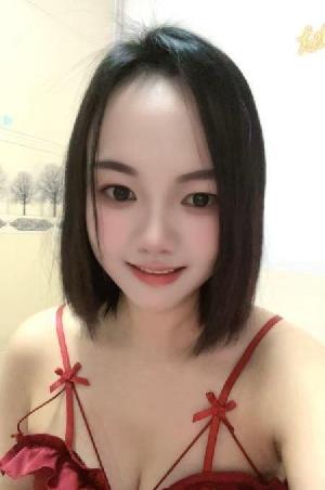 二刷娇小大灯少妇