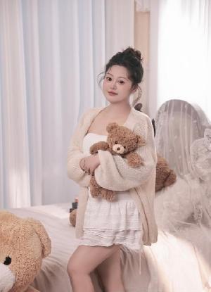 坦克大屁股小妹