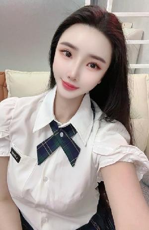前凸后翘高挑子萱老师