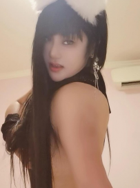 大胸小微