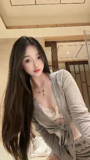 极品一线天粉鲍非常紧致