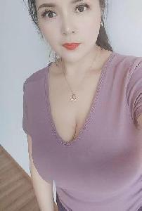红玫瑰胸是真大