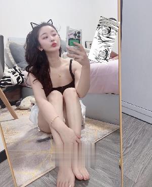 武汉小姐姐三点粉嫩各种姿势都配合