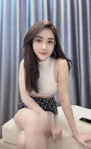 服务系熟妇，骚的你心发慌