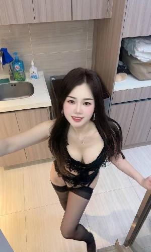 昆山性感大胸妹