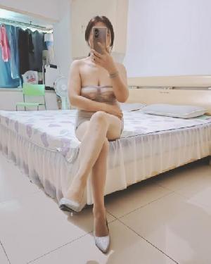 大胸泻火骚妇