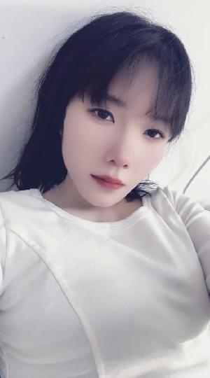 温柔型长舌小骚妇咪咪