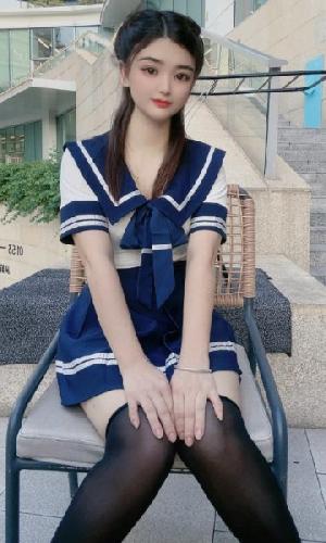 梅花园舌到饱樱桃