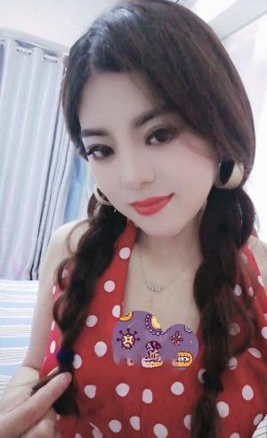 人美声甜气质佳