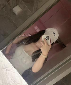 河东梦瑶