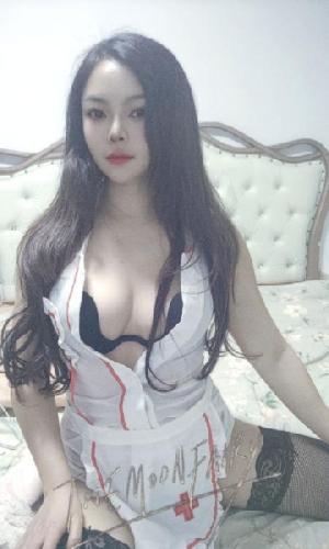 骚浪妹子初夏
