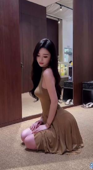 嫖到最漂亮懂男人的妹子