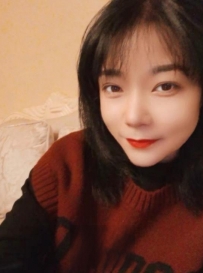 韵味美女然然