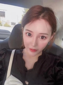 妩媚小姐姐