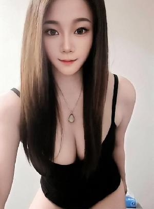 龙华巨乳性感女友
