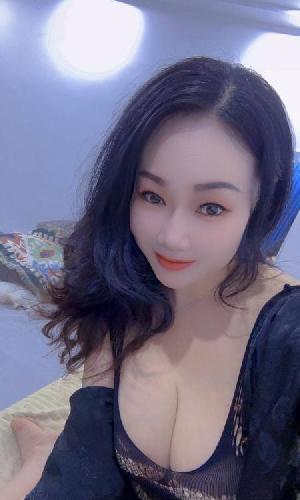 白云大胸少妇蕊蕊
