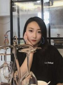 南山站珊珊美少妇