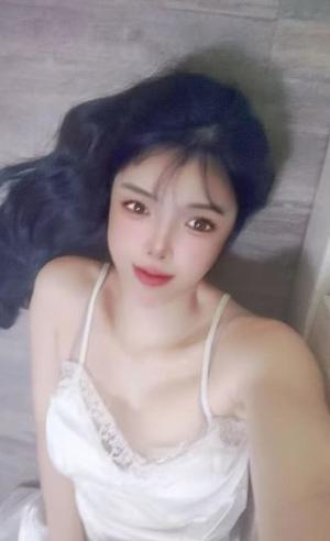 滑嫩小腰精小雪