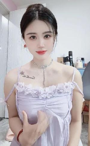 新人兼职三点粉嫩