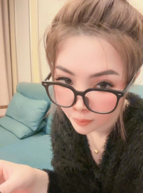 文艺老师小少妇