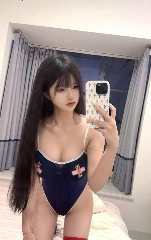 福田清纯甜美大胸嫩妹
