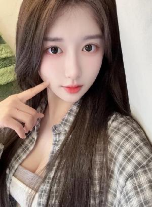 人生之中最满意一位妹子