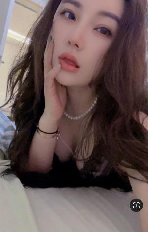 西湖少妇逼紧会喷水