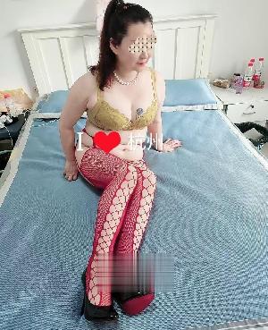 东站三通少妇