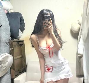 超好身材的大波嫩妹