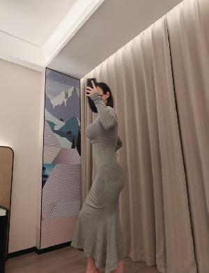 闷骚细腰蜜桃臀米酥