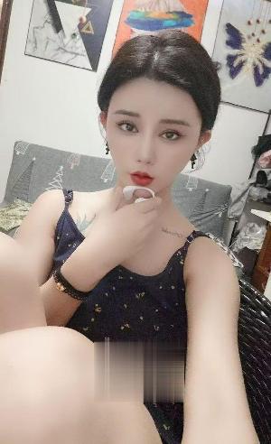 颜值高服务好的小姐姐