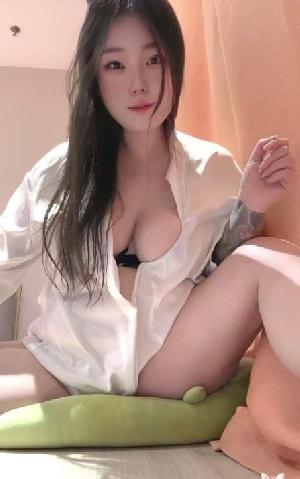 高潮叫爸爸的喷水妹妹