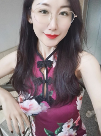 西局大胸妩媚的御姐