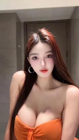 E奶级的尤物口夹插爽到了