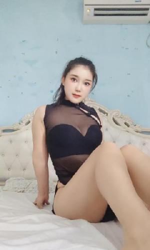 美艳大胸骚少妇