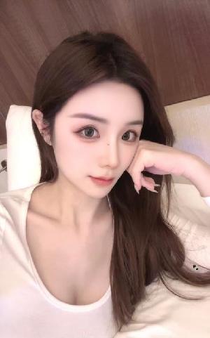 性感翘臀小甜甜