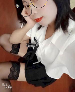 妹子第一炮就给口出来