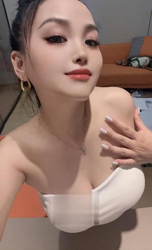 白虎性感易出水妹妹