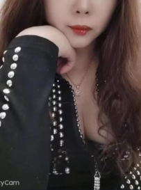 黑丝大长腿熟女
