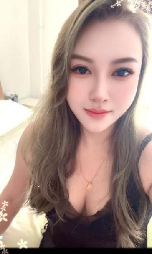 天河气质巨乳少妇馨儿