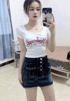 叫声不断淫水泛滥的小妖精